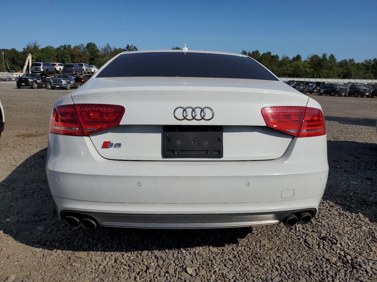 WAUD2AFD6EN004797 2014 Audi S8 Quattro