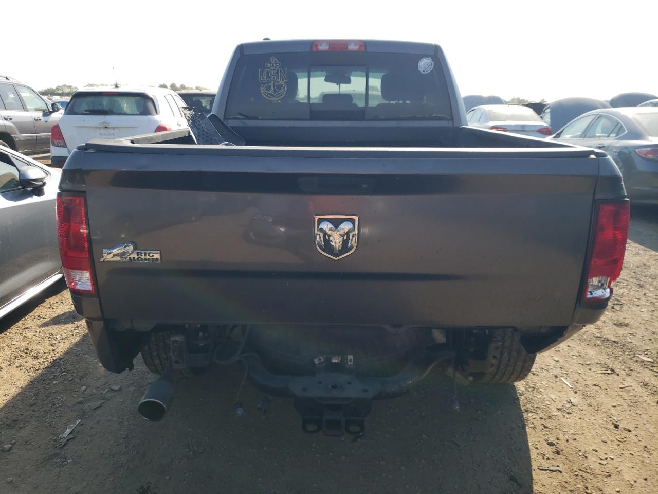 1C6RR6GT7FS589519 2015 Ram 1500 Slt