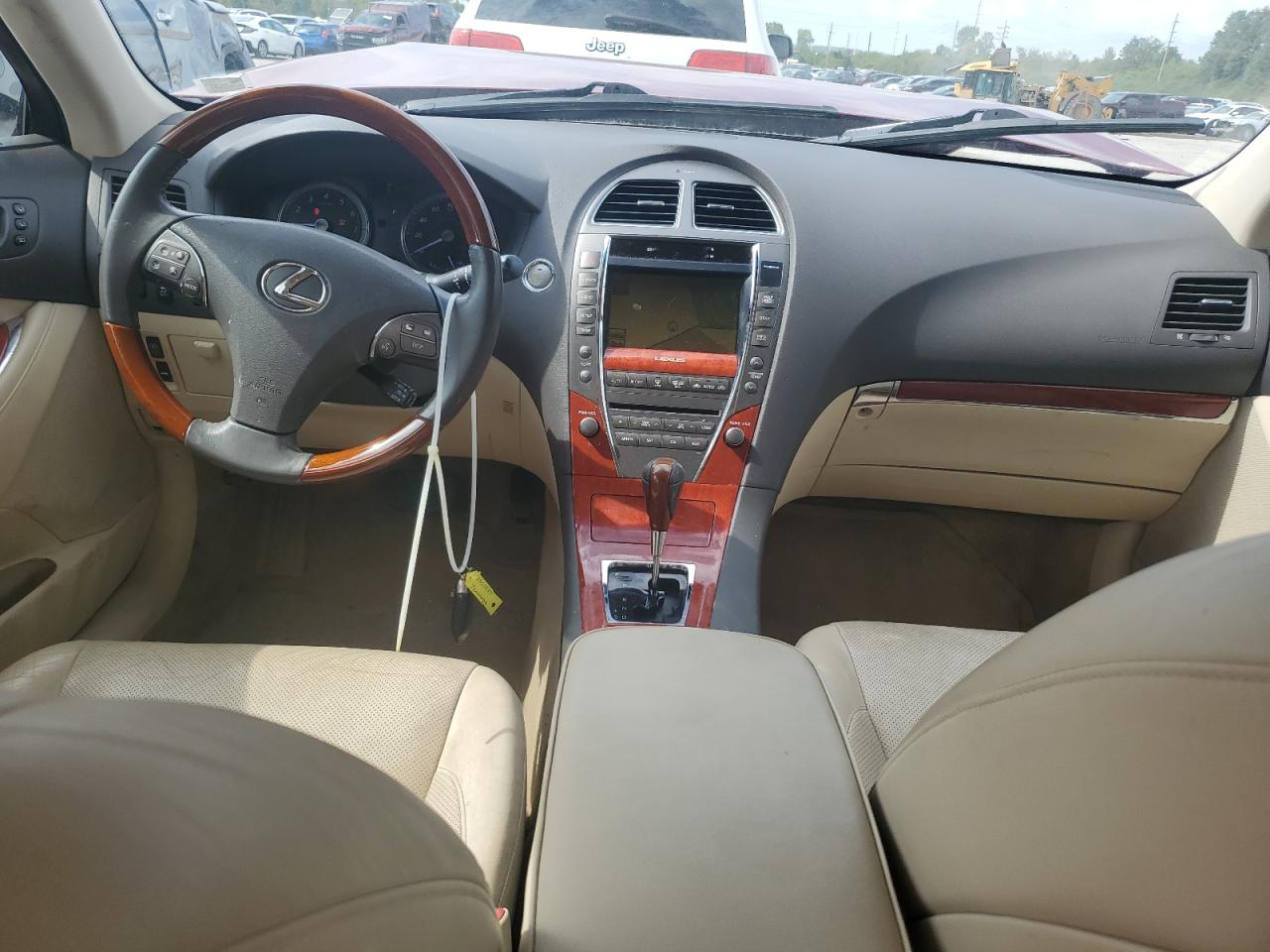 2011 Lexus ES - Image 8