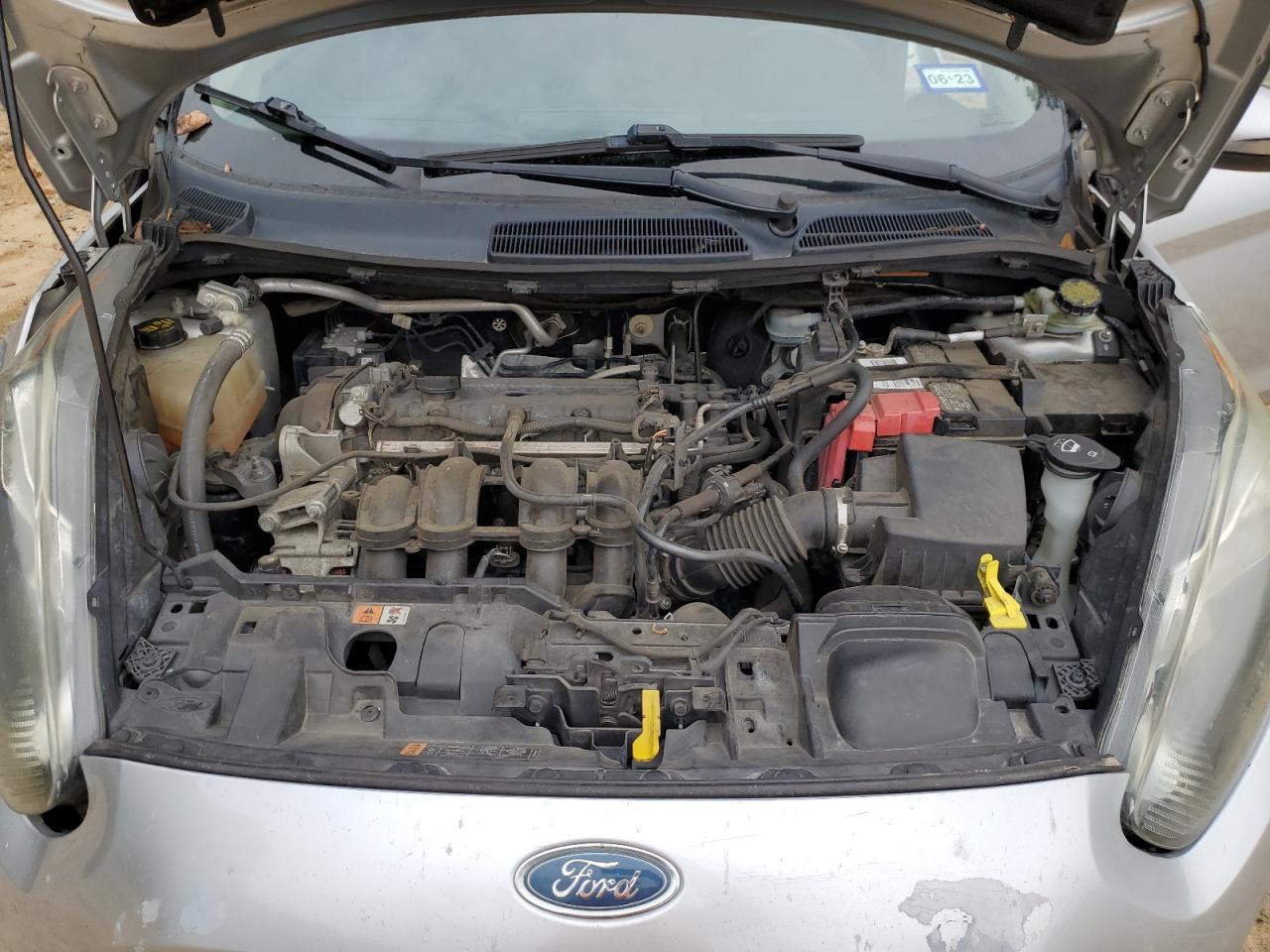 3FADP4EJ9FM130232 2015 Ford Fiesta Se