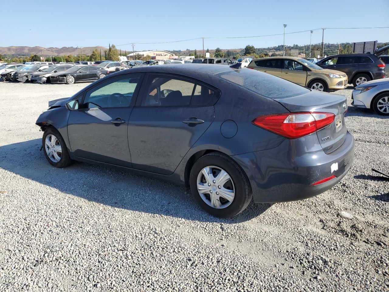 KNAFK4A68G5462329 2016 KIA FORTE - Image 2