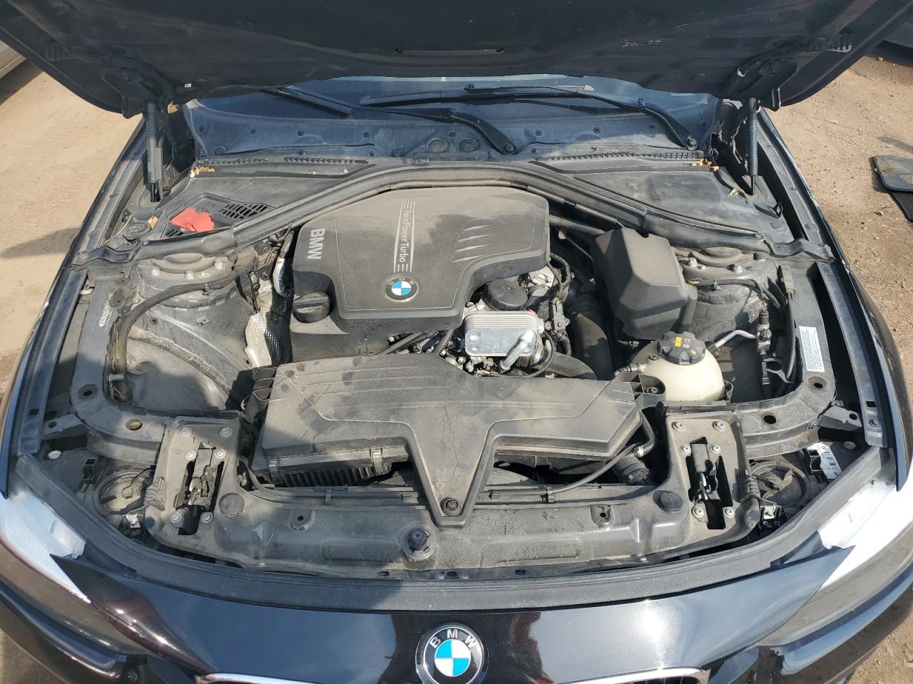 WBA8E5G54GNT40099 2016 BMW 320 Xi