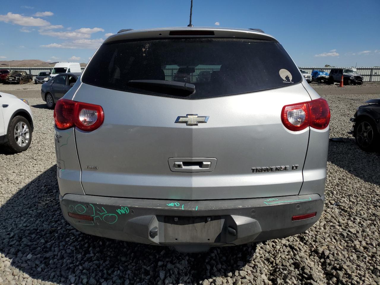 1GNKVJED7CJ161673 2012 Chevrolet Traverse Lt