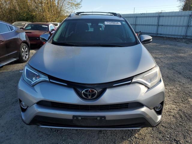  TOYOTA RAV4 2017 Srebrny