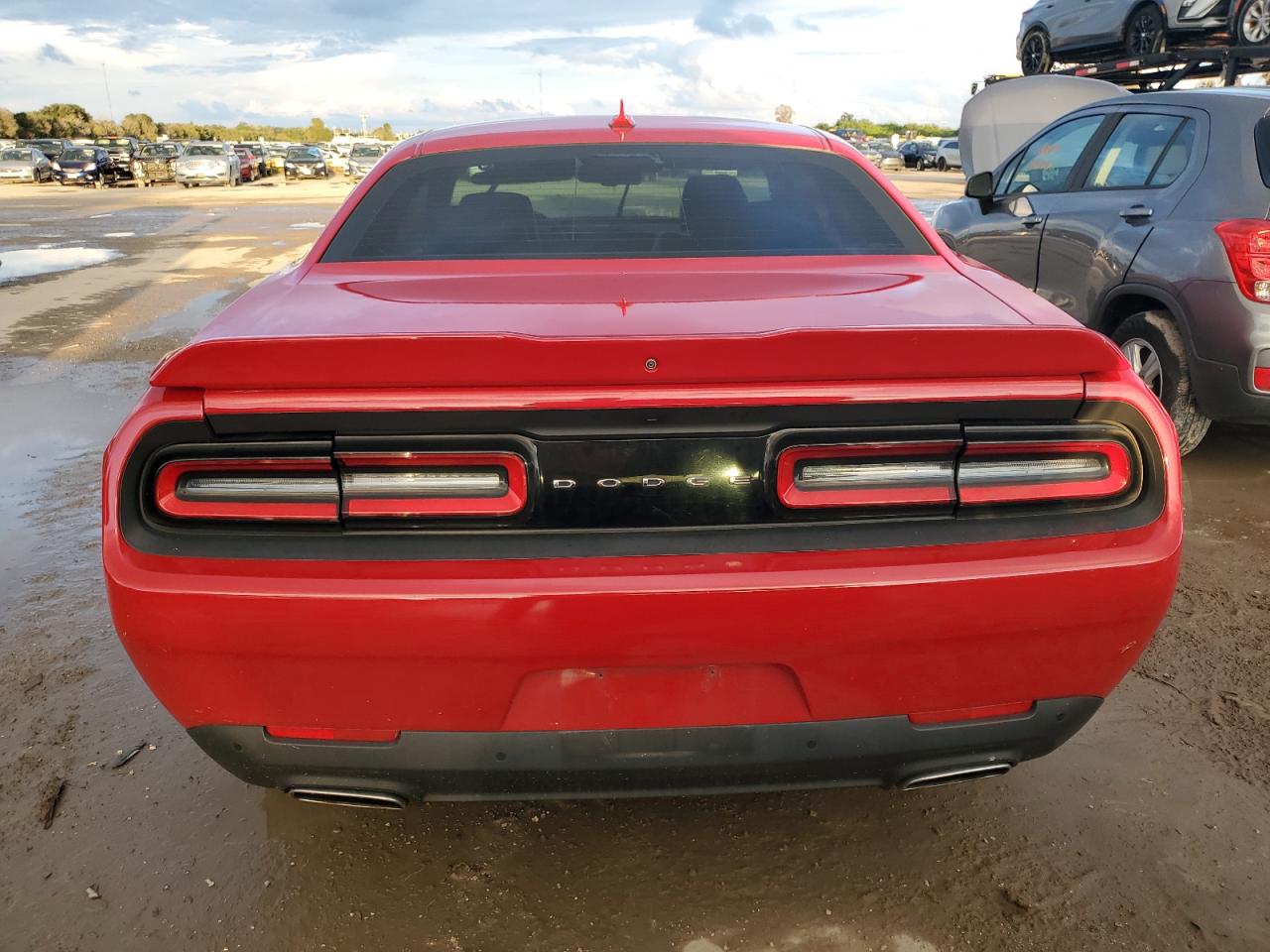 2018 Dodge Challenger Sxt VIN: 2C3CDZAG8JH116520 Lot: 73829474