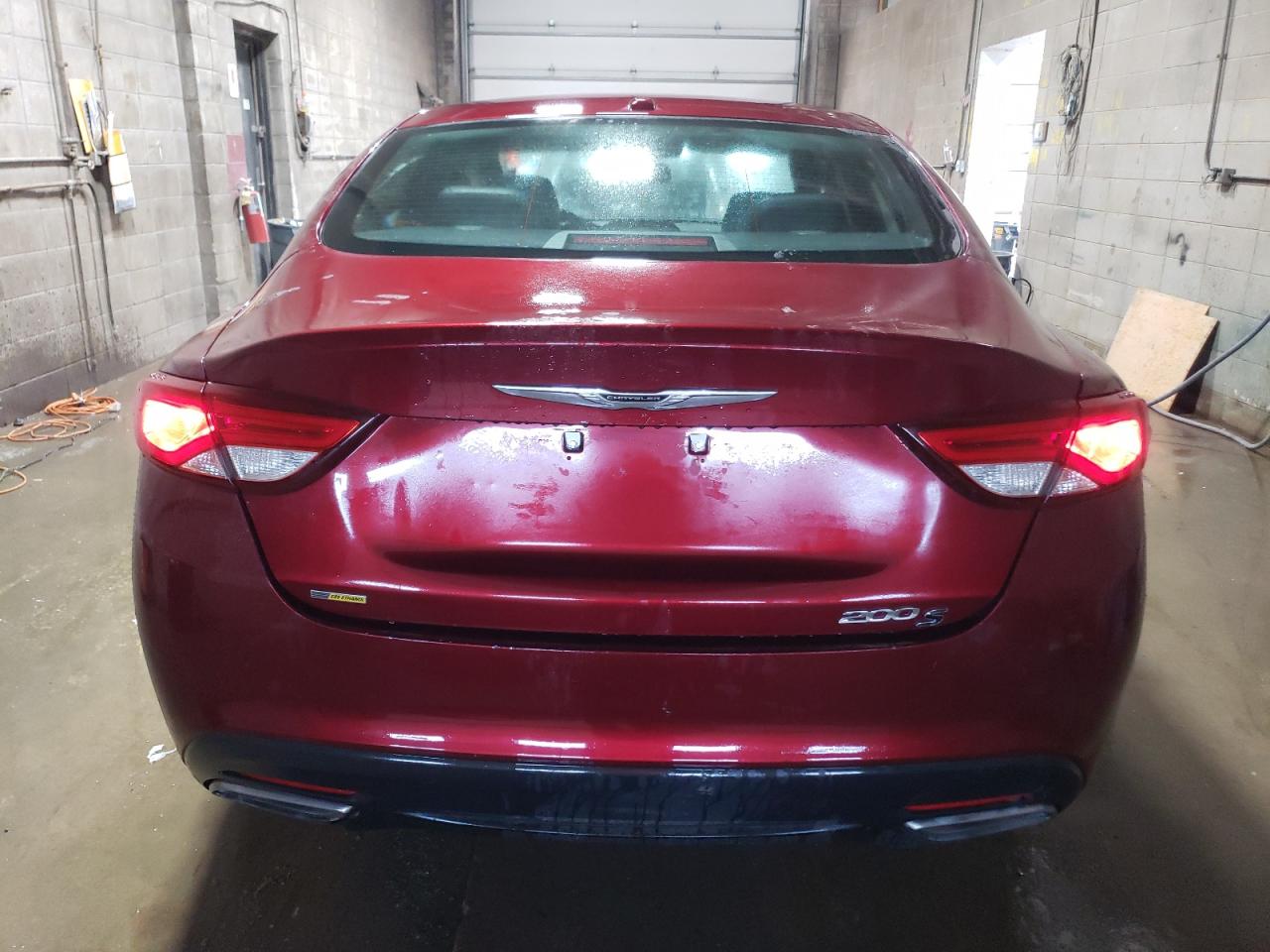 2015 Chrysler 200 S VIN: 1C3CCCBB2FN670878 Lot: 71395474