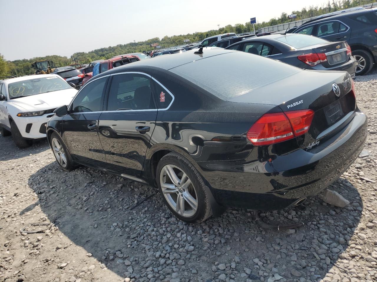 1VWBV7A35FC059691 2015 VOLKSWAGEN PASSAT - Image 2