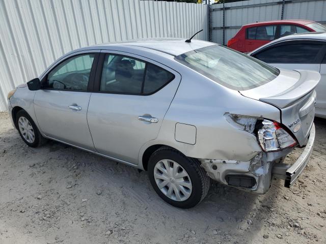  NISSAN VERSA 2016 Сріблястий