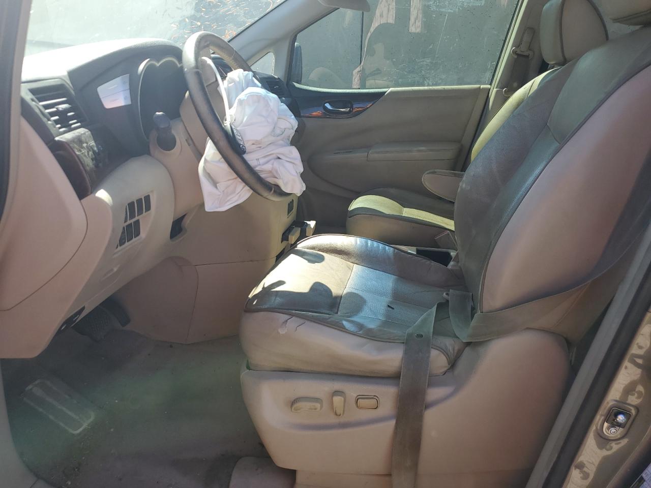 2015 Nissan Quest - Image 7