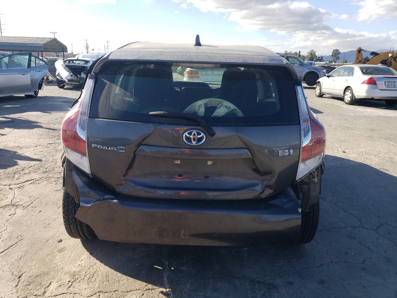 VIN JTDKDTB30G1121637 2016 TOYOTA PRIUS no.6