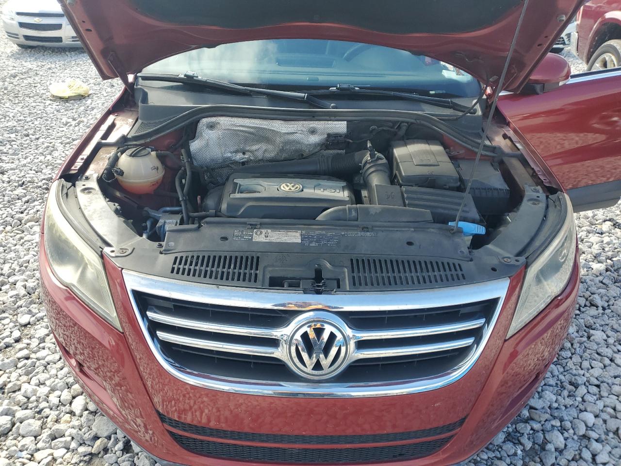 WVGBV7AX0BW000364 2011 Volkswagen Tiguan S