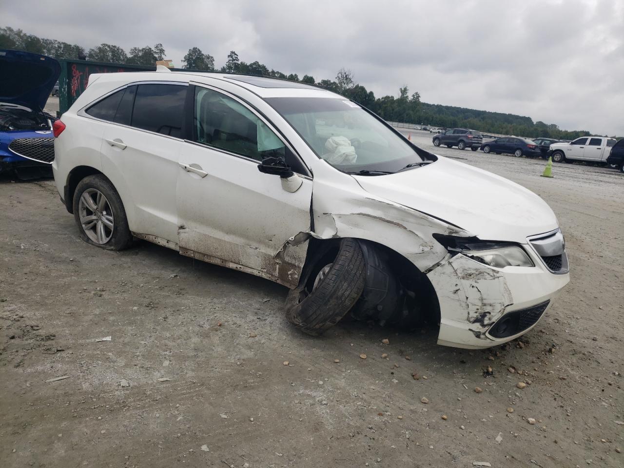 VIN 5J8TB3H33DL000894 2013 ACURA RDX no.4