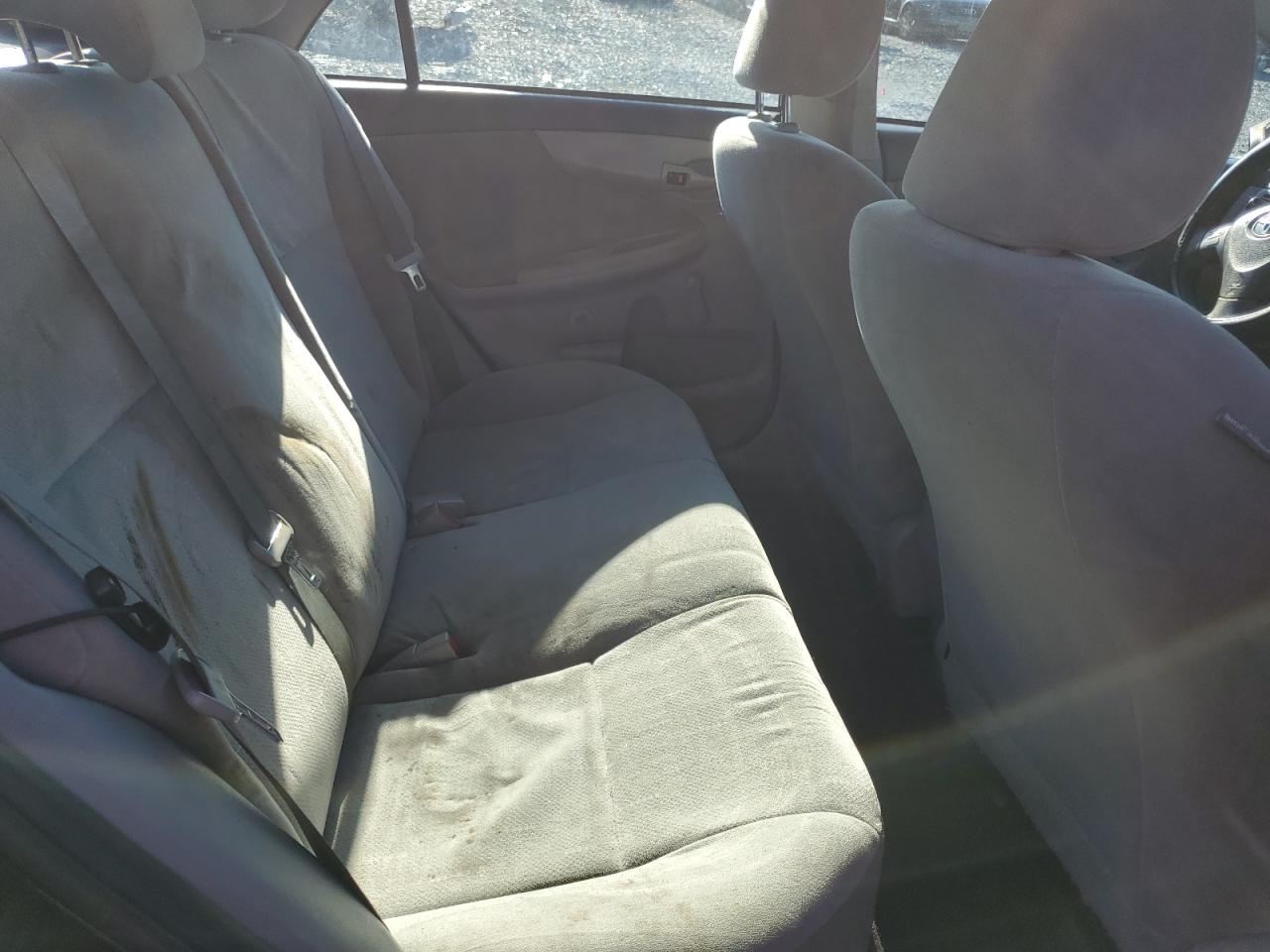 2012 Toyota Corolla - Image 10