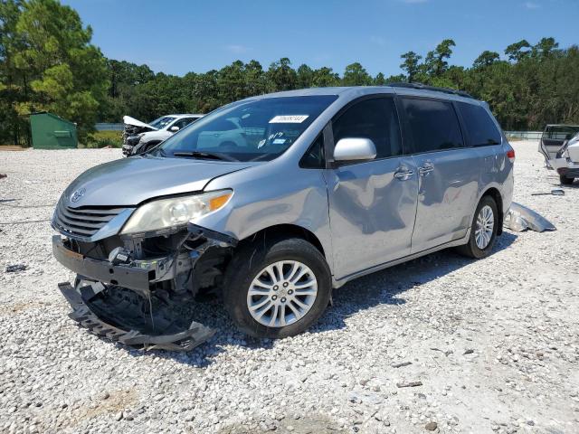 2011 Toyota Sienna Xle