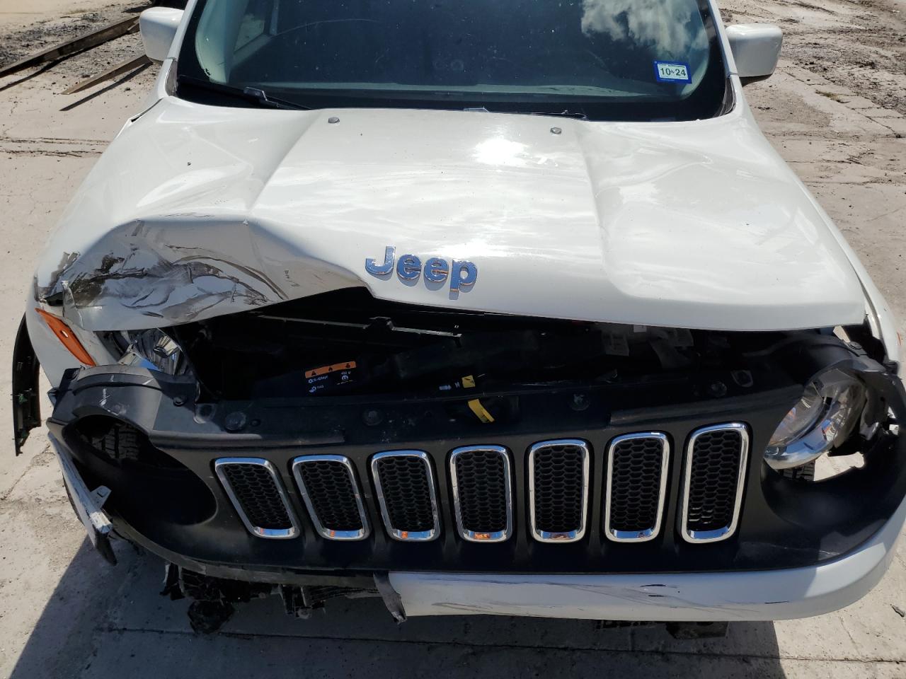 ZACCJABT9GPD84887 2016 Jeep Renegade Latitude