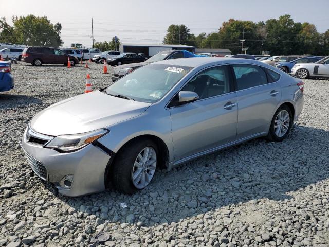 Седани TOYOTA AVALON 2015 Сріблястий