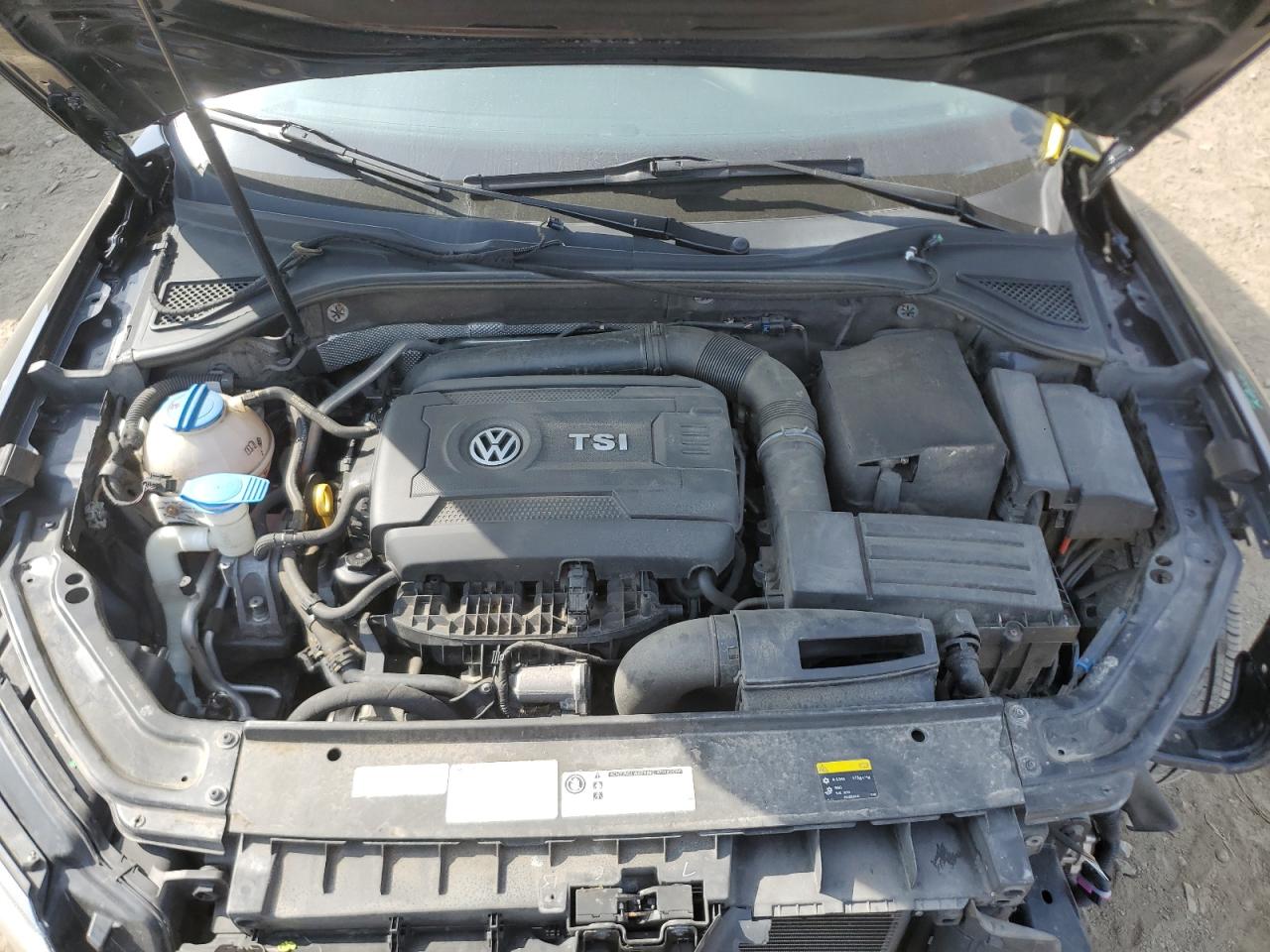 1VWGT7A39HC003445 2017 Volkswagen Passat Se