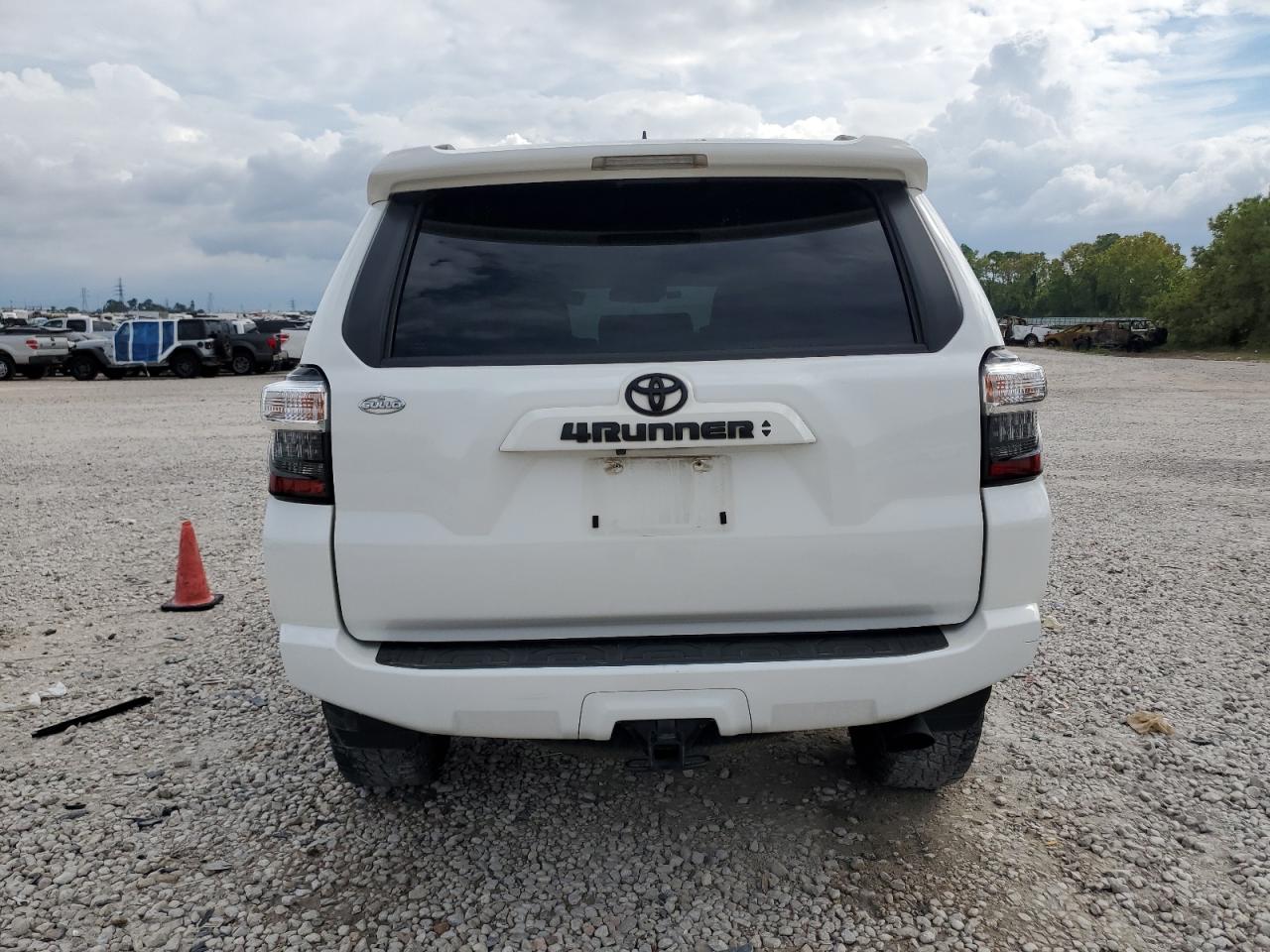 2021 Toyota 4Runner Sr5/Sr5 Premium VIN: JTENU5JR9M5949491 Lot: 70902594