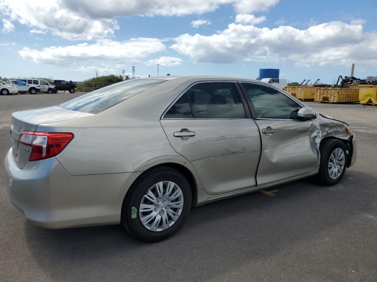 VIN 4T1BF1FK9DU289797 2013 TOYOTA CAMRY no.3