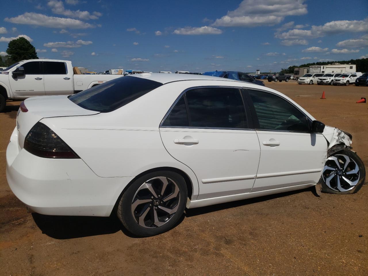 2007 Honda Accord - Image 3