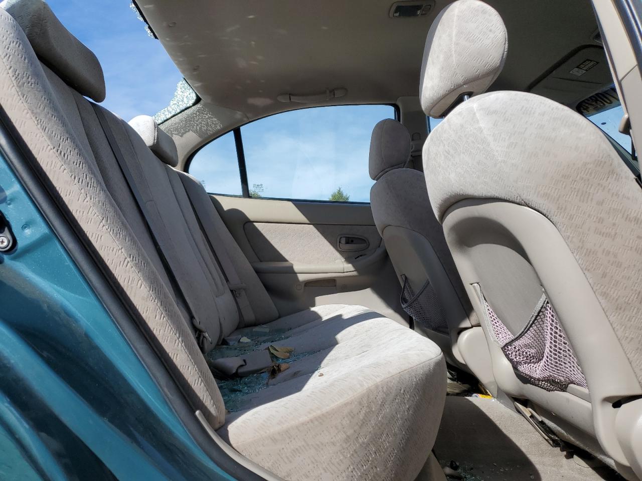 2006 Hyundai Elantra - Image 10
