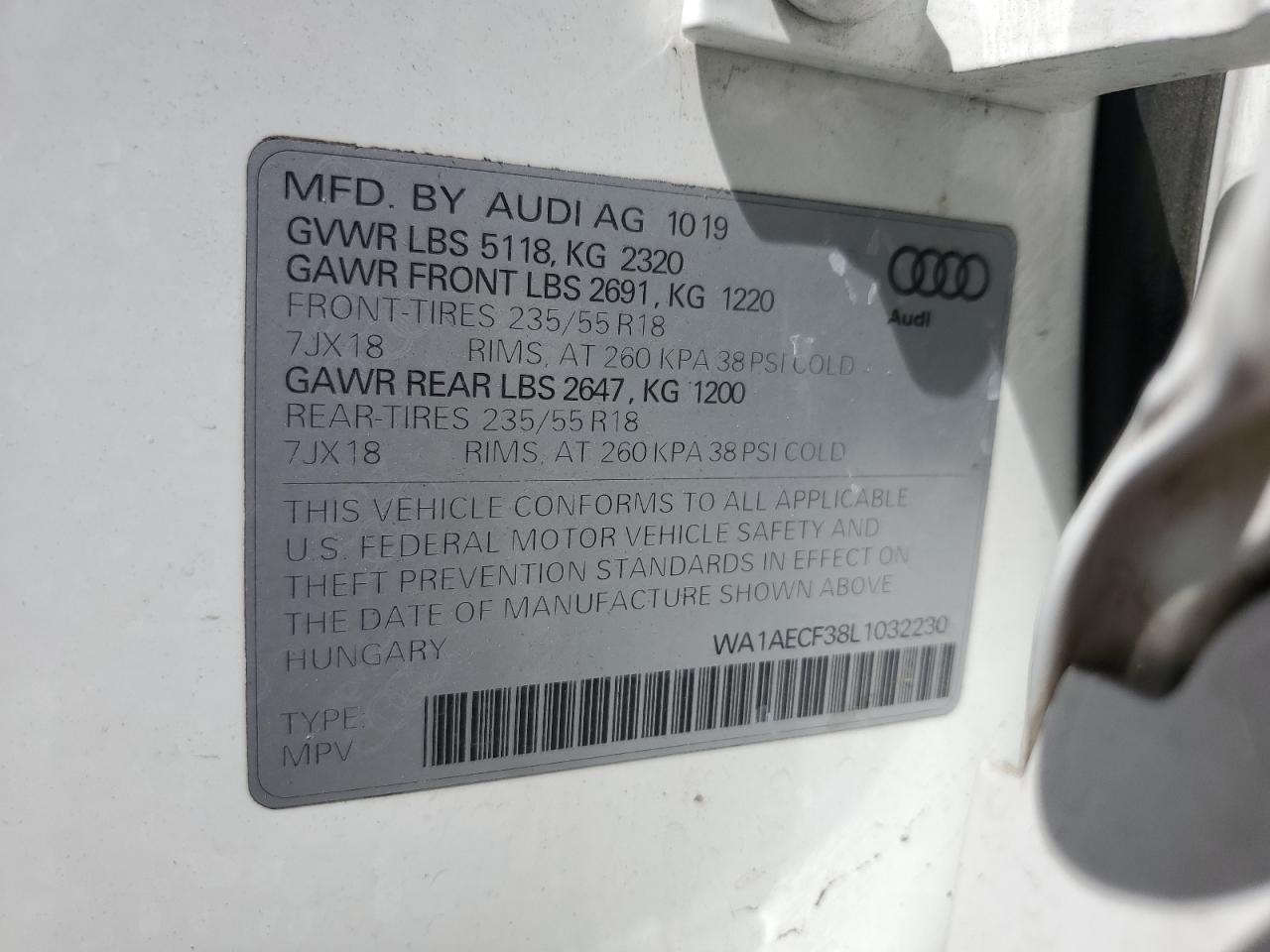 WA1AECF38L1032230 2020 Audi Q3 Premium