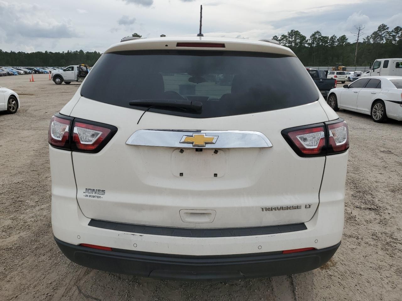 2014 Chevrolet Traverse Lt VIN: 1GNKRGKDXEJ333161 Lot: 72995514