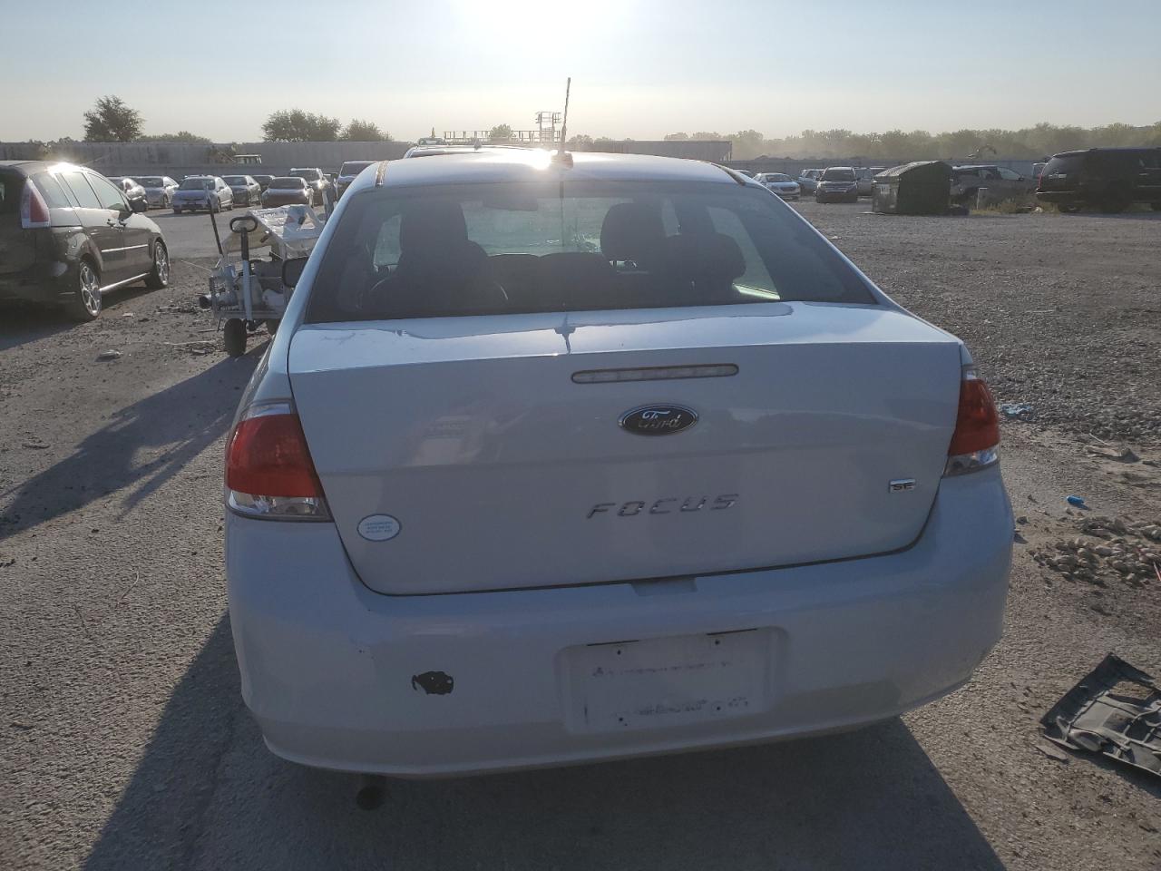 2010 Ford Focus Se VIN: 1FAHP3FN7AW198728 Lot: 70626534