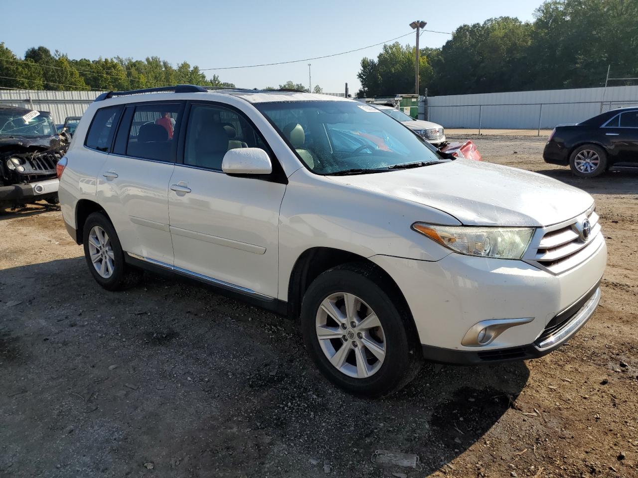 VIN 5TDZK3EH6DS136833 2013 TOYOTA HIGHLANDER no.4