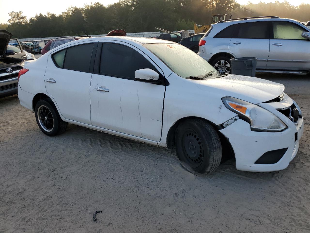 2016 Nissan Versa S VIN: 3N1CN7AP7GL840313 Lot: 72392374