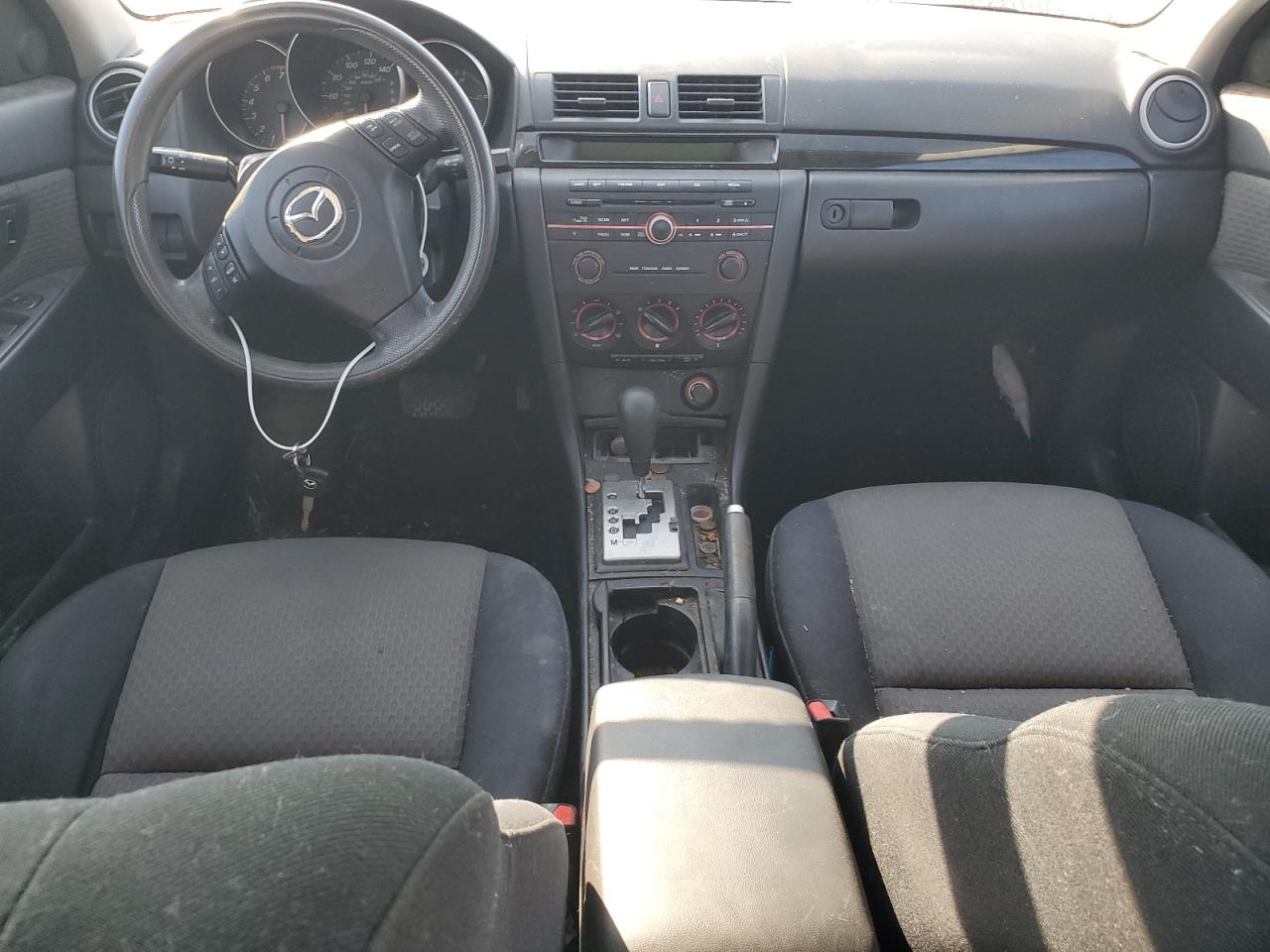 JM1BK12F961541626 2006 Mazda 3 I