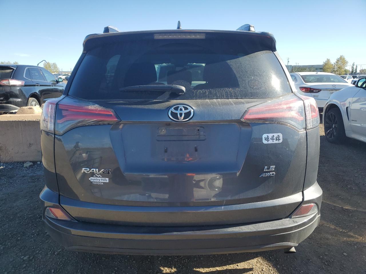 2018 Toyota Rav4 Le VIN: 2T3BFREV2JW835336 Lot: 72947684