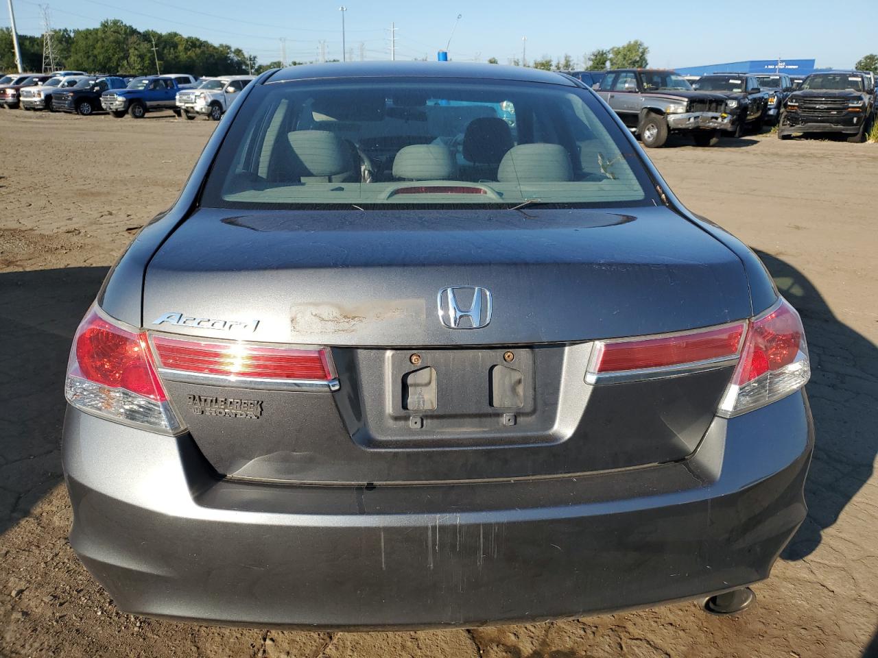 1HGCP2F31BA044058 2011 Honda Accord Lx