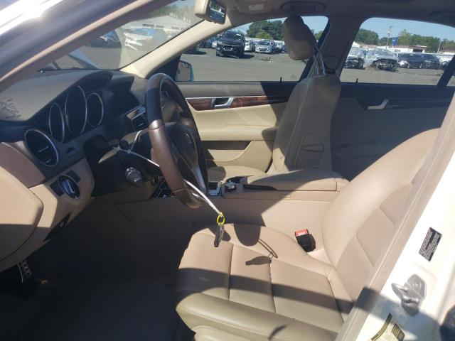 Седаны MERCEDES-BENZ C-CLASS 2012 Белы