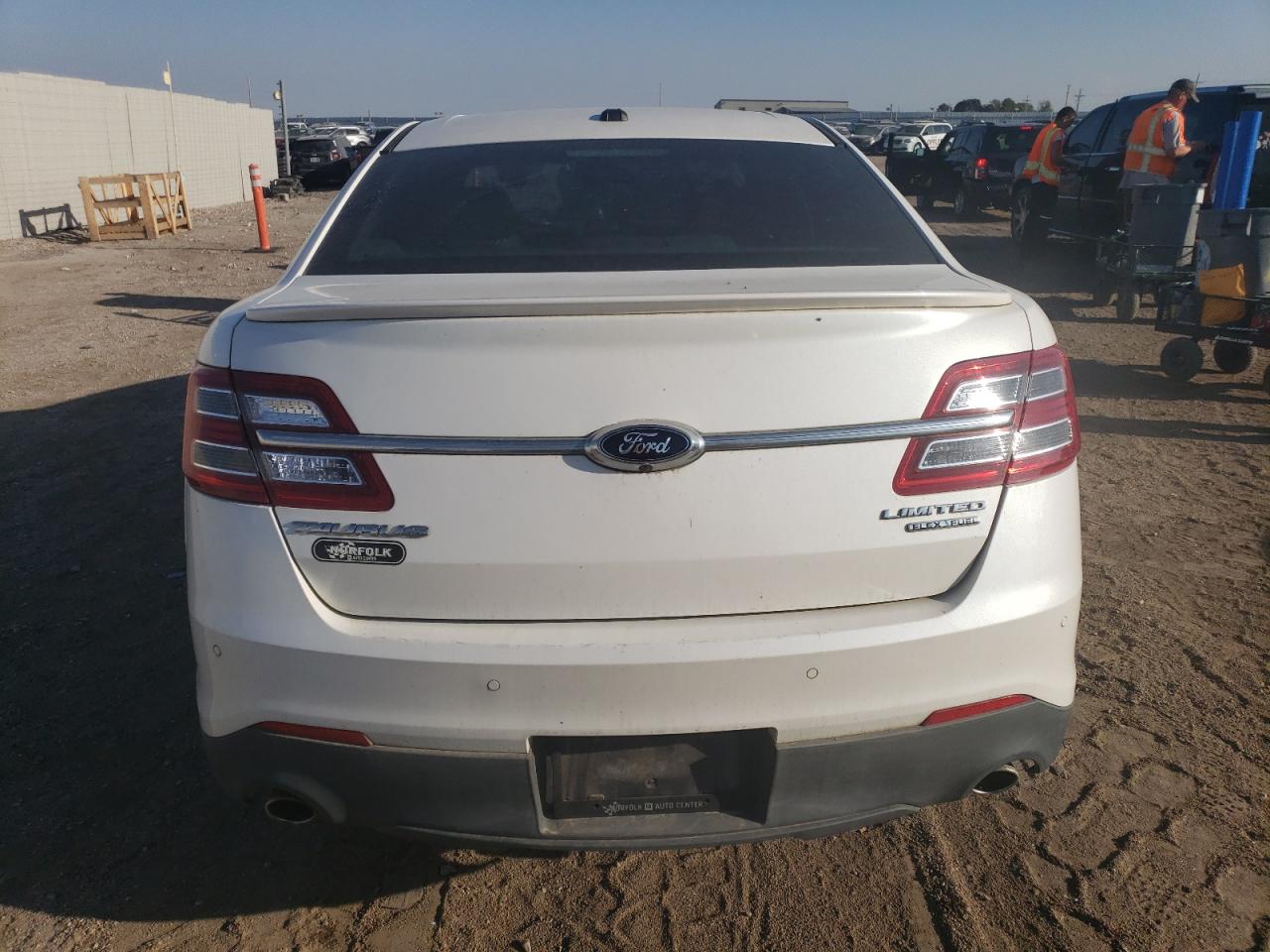 1FAHP2F89DG175132 2013 Ford Taurus Limited