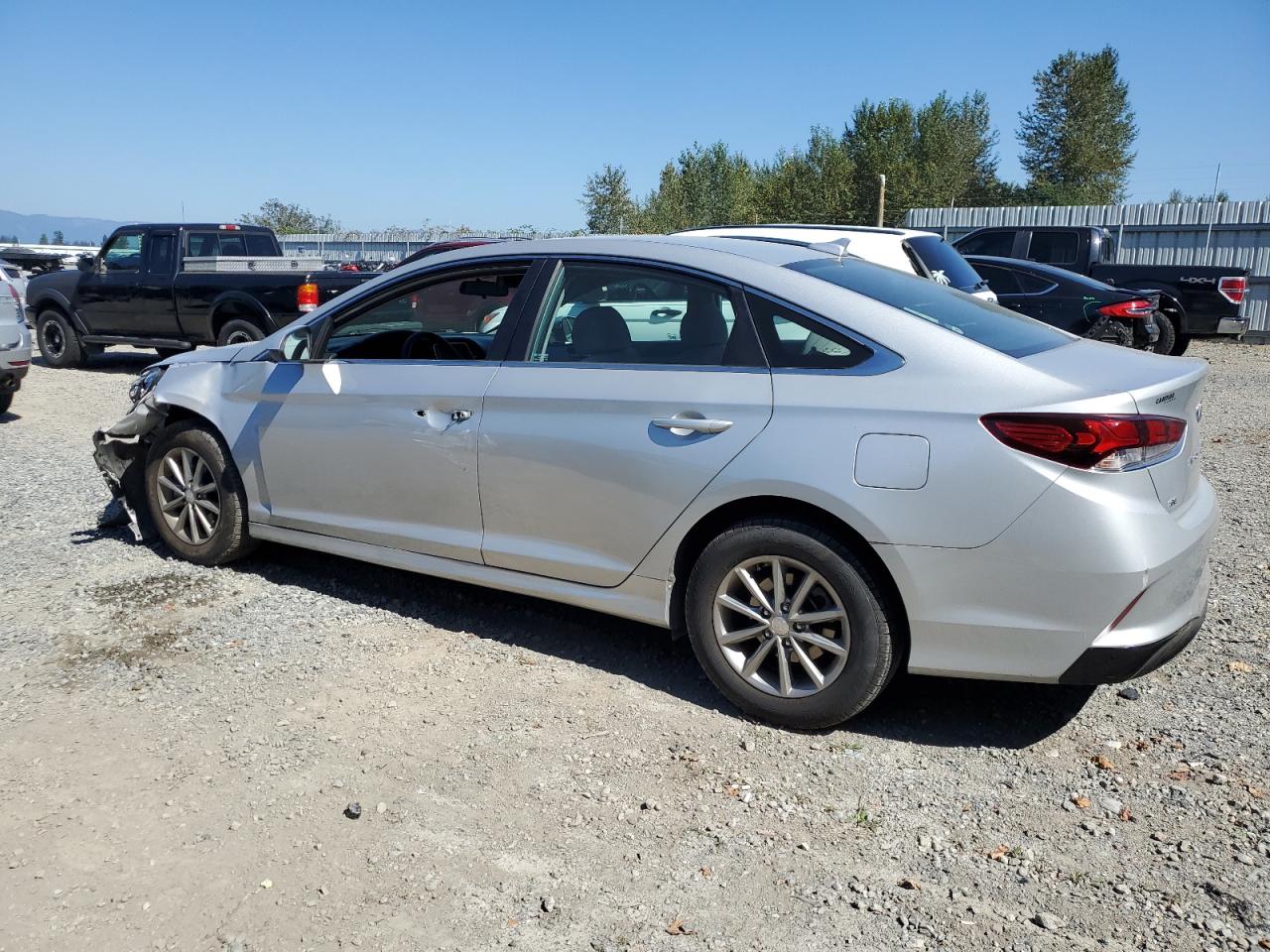 5NPE24AF5KH732964 2019 HYUNDAI SONATA - Image 2