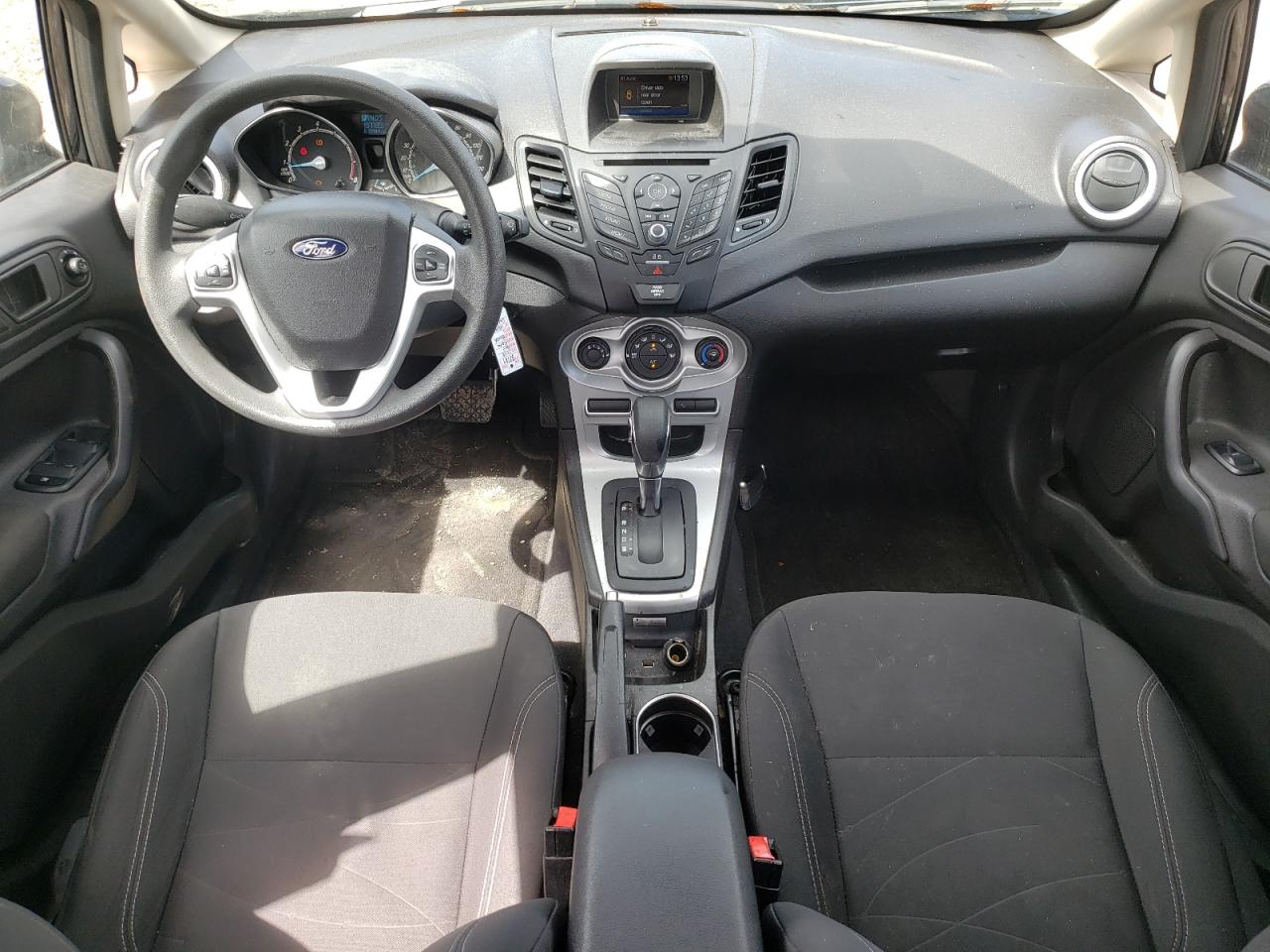 3FADP4BJ8JM108901 2018 Ford Fiesta Se