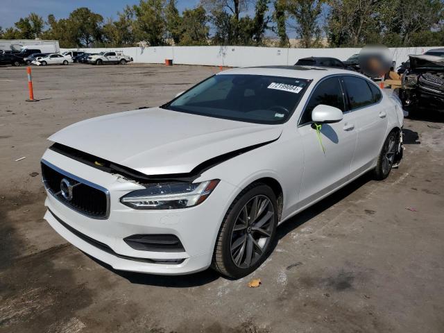 2018 Volvo S90 T5 Momentum