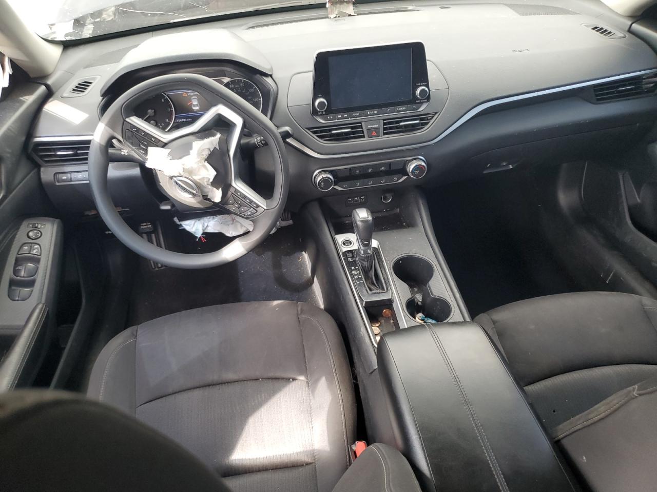 2020 Nissan Altima - Image 8