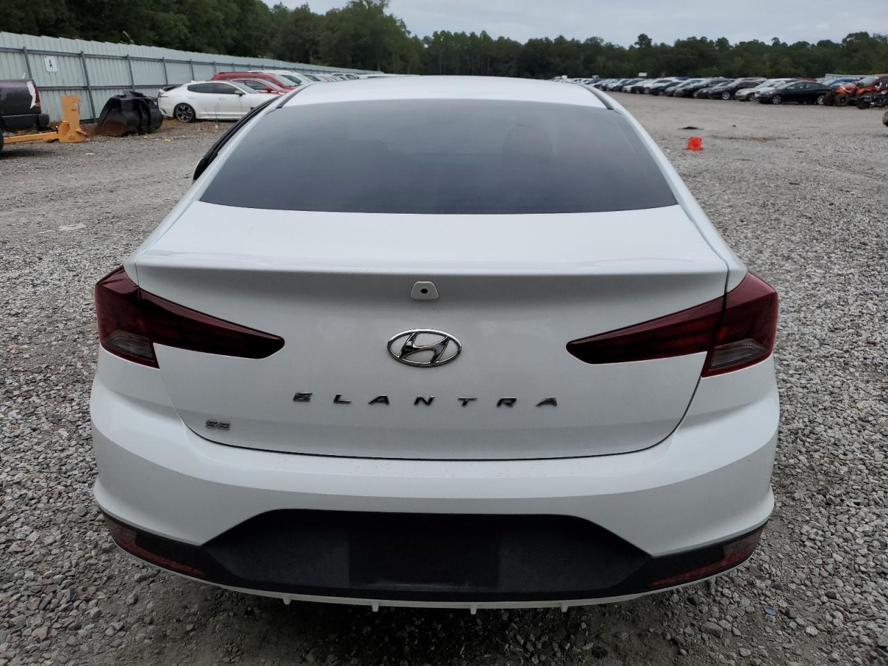 5NPD74LF2LH589676 2020 Hyundai Elantra Se