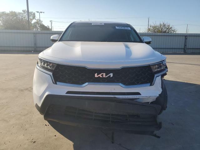  KIA SORENTO 2022 Белы