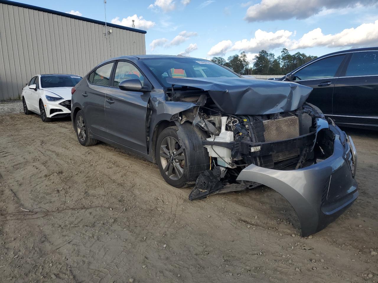 2018 Hyundai Elantra - Image 4
