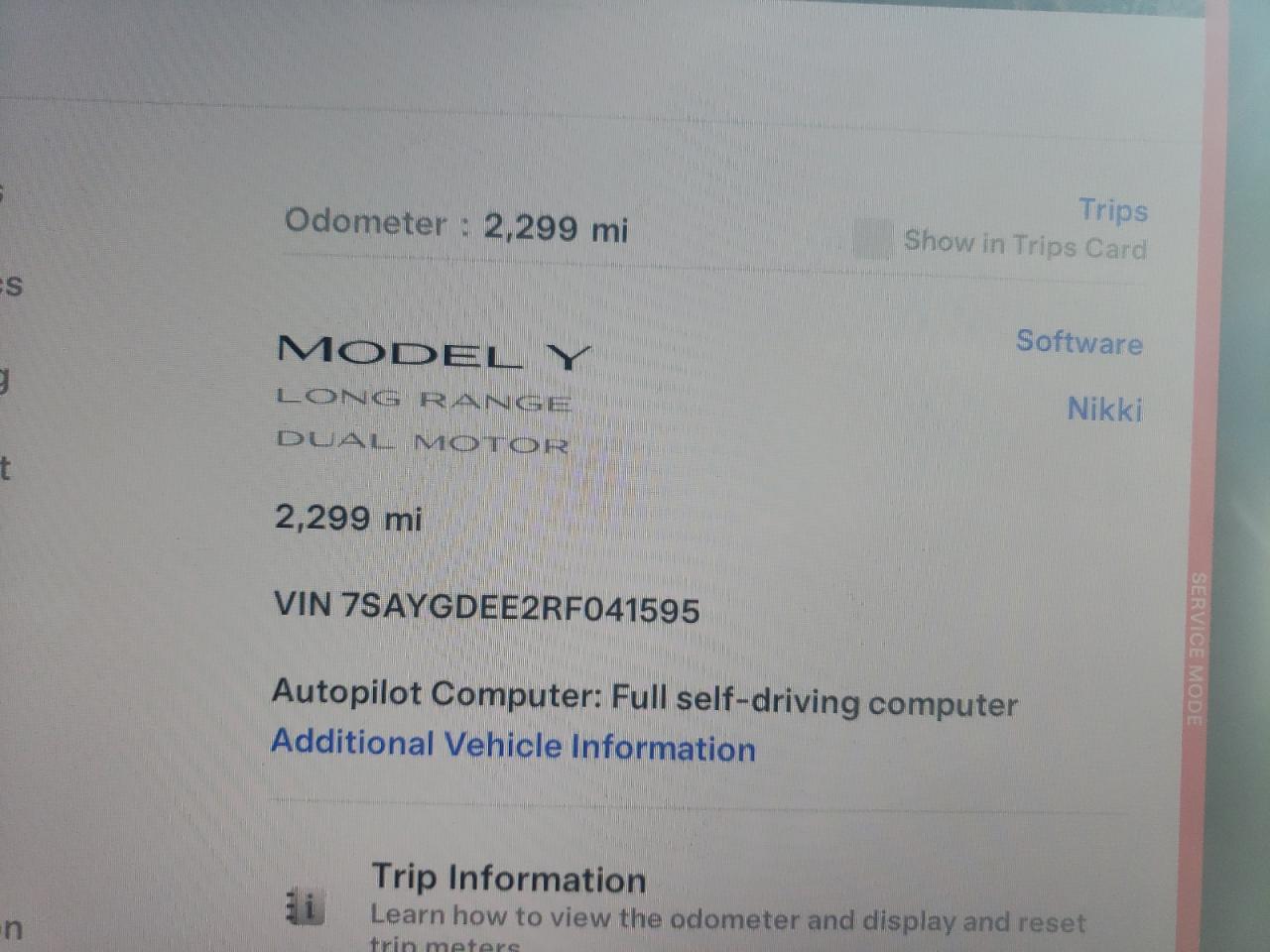 2024 Tesla Model Y VIN: 7SAYGDEE2RF041595 Lot: 70673994