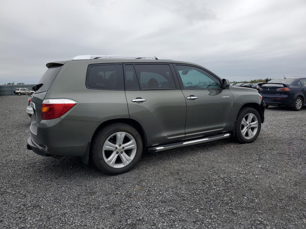2010 Toyota Highlander - Image 3