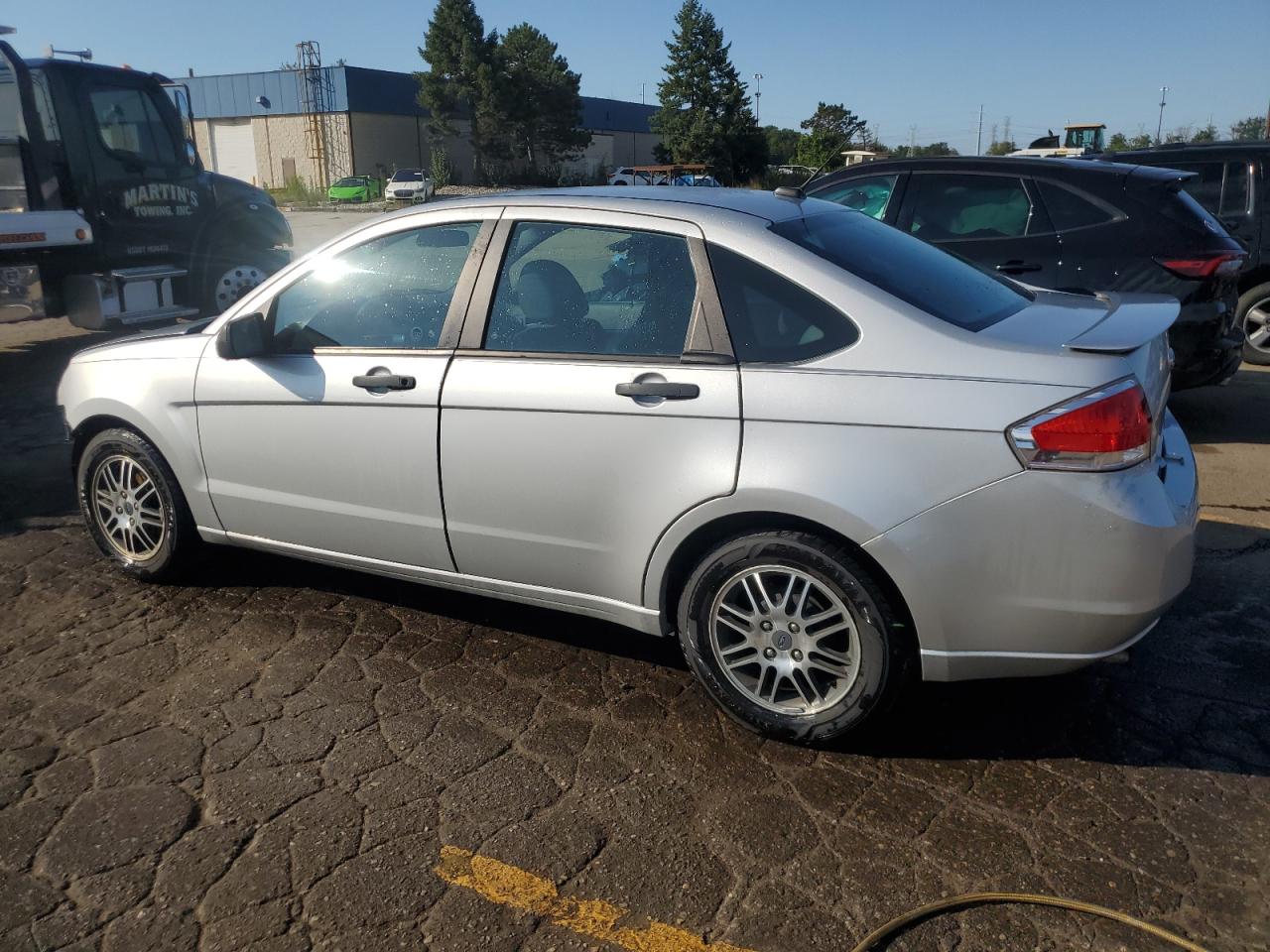 2011 Ford Focus Se VIN: 1FAHP3FN5BW201031 Lot: 70402624