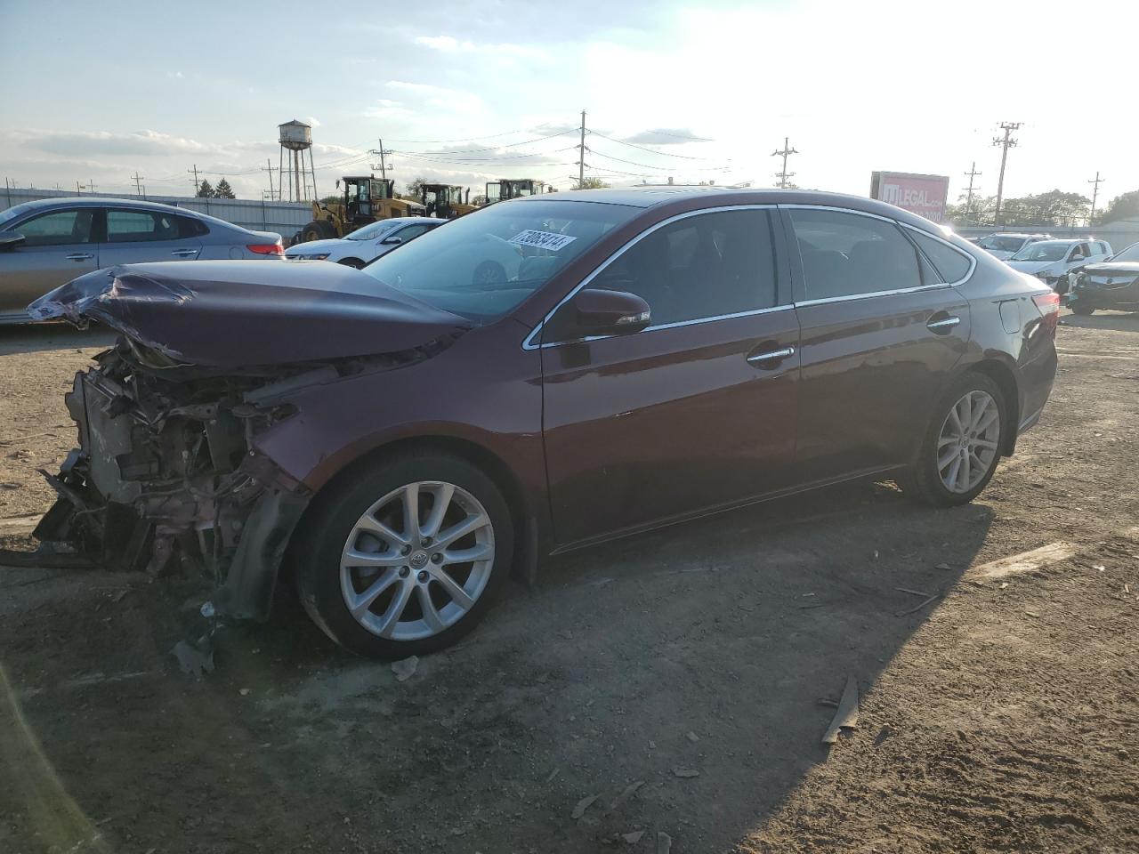 2013 TOYOTA AVALON