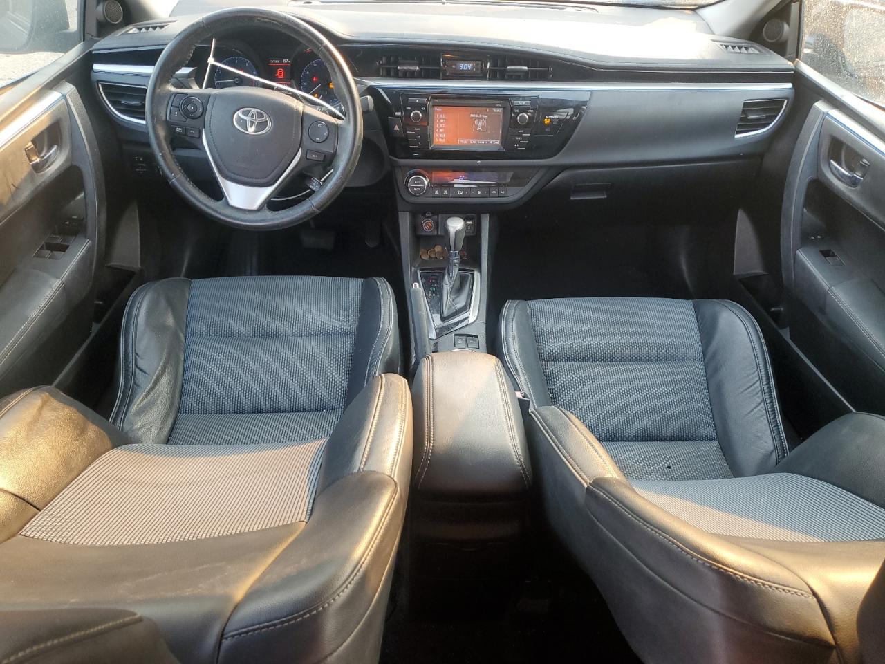 2015 Toyota Corolla - Image 8