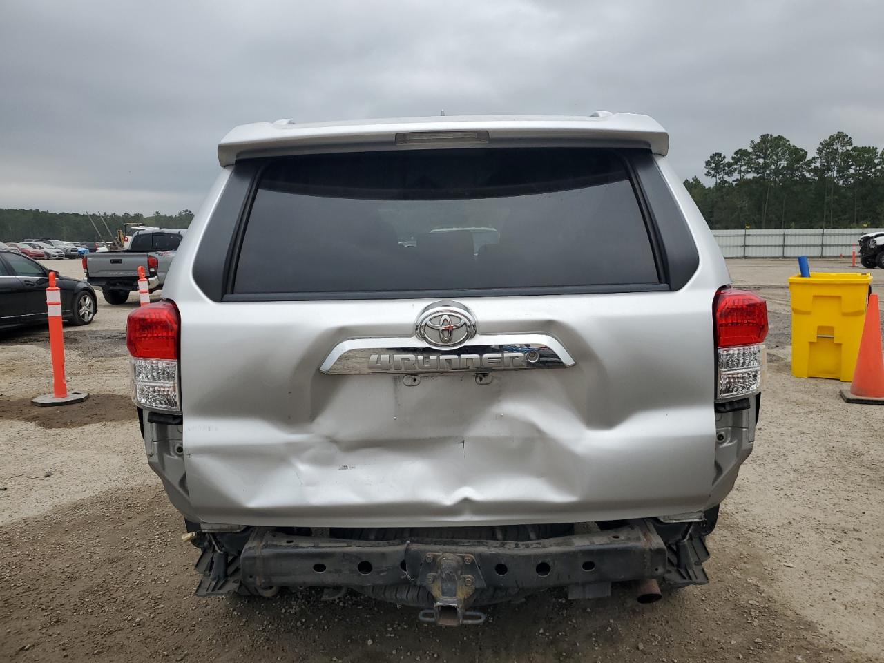 JTEZU5JR1B5016408 2011 Toyota 4Runner Sr5