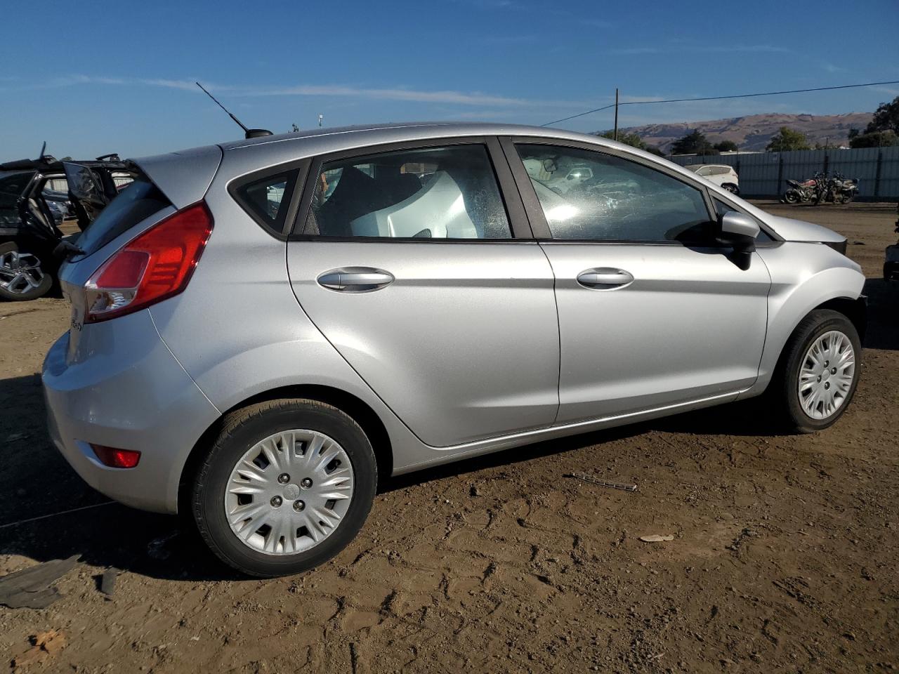 2018 Ford Fiesta S VIN: 3FADP4TJ2JM141178 Lot: 71727184