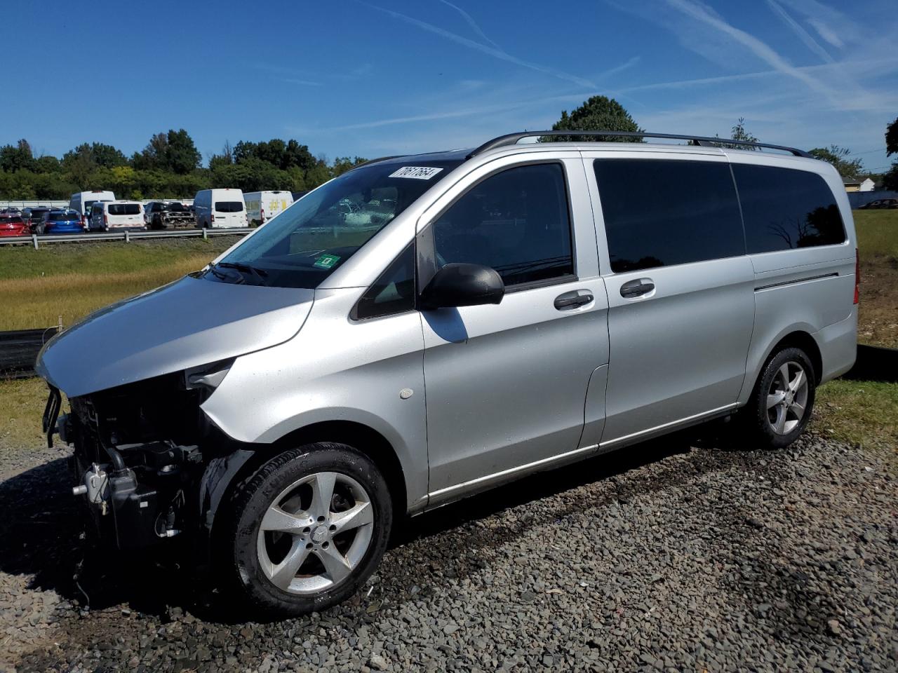 2016 MERCEDES-BENZ METRIS